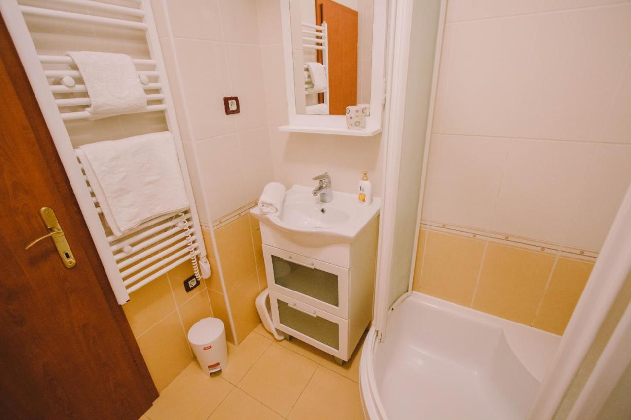 Apartments Jasna ポドストラナ エクステリア 写真