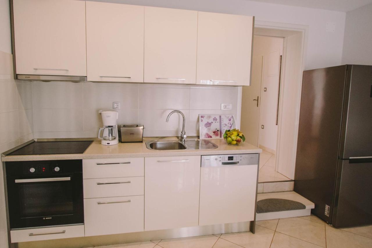 Apartments Jasna ポドストラナ エクステリア 写真