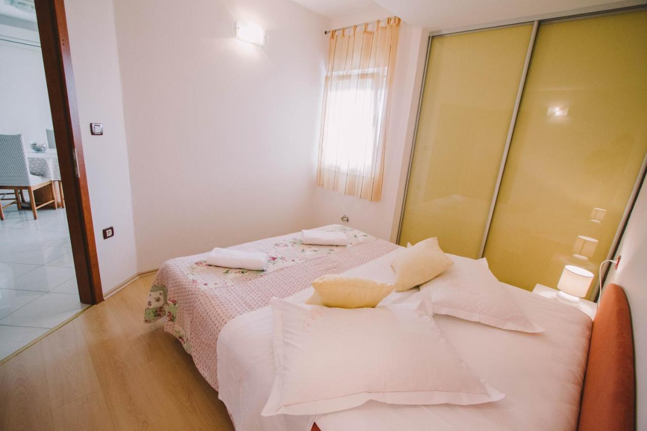 Apartments Jasna ポドストラナ エクステリア 写真