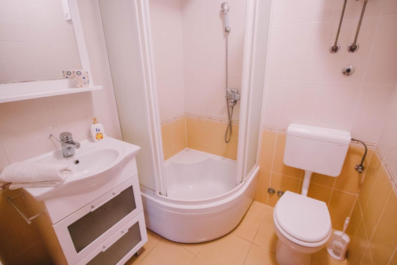 Apartments Jasna ポドストラナ エクステリア 写真